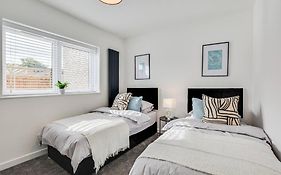 Luxury 2-Bedroom Formby Property
